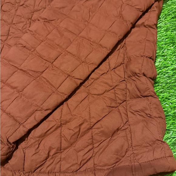 The North Face Women's Puffer Jacket - Maroon Thermoball size Women’s Medium - Picture 14 of 15